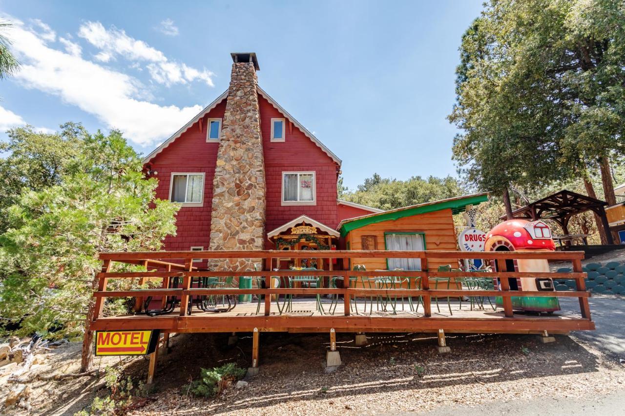 Hicksville Pines Chalets & Motel Idyllwild Exterior photo
